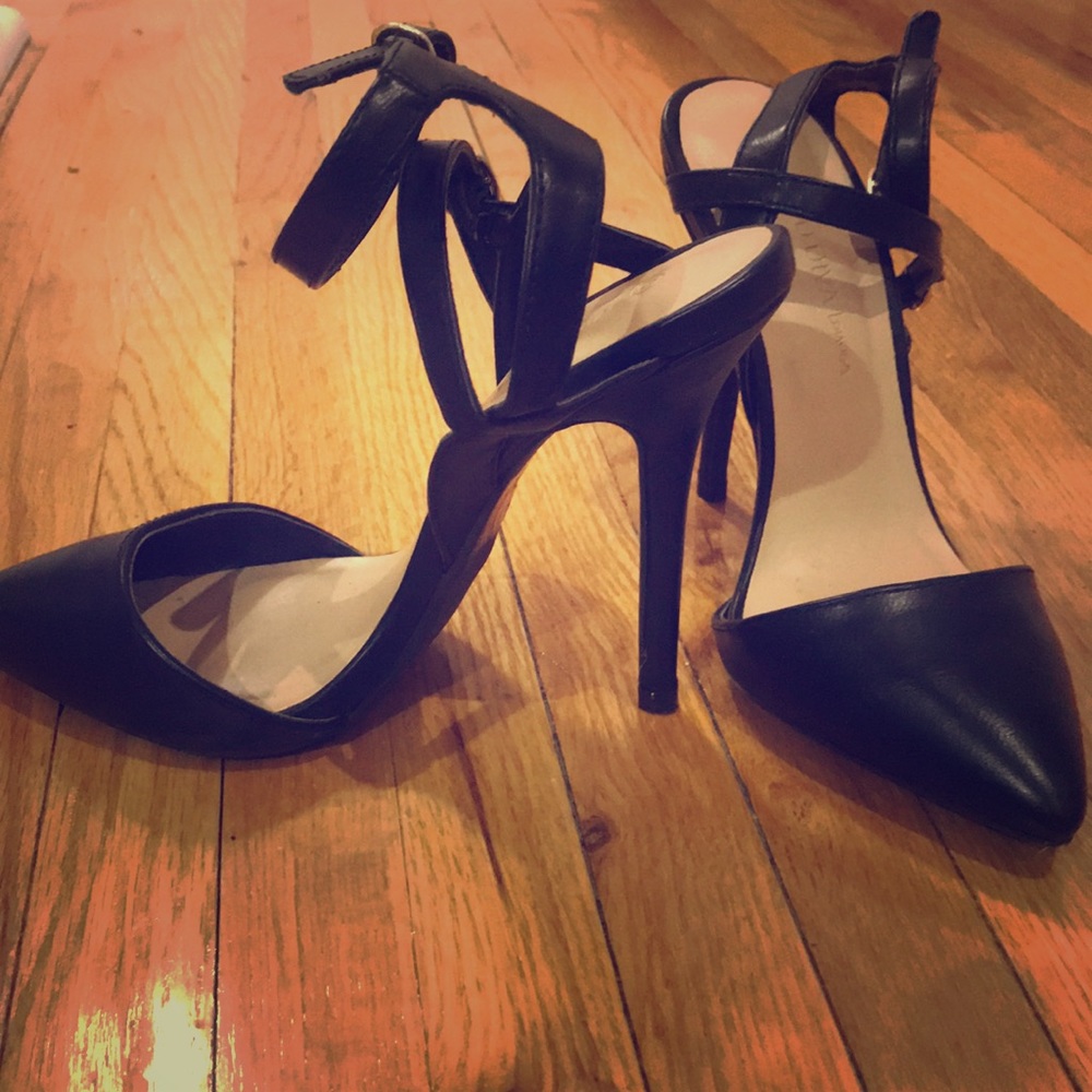 Black heeled sandals